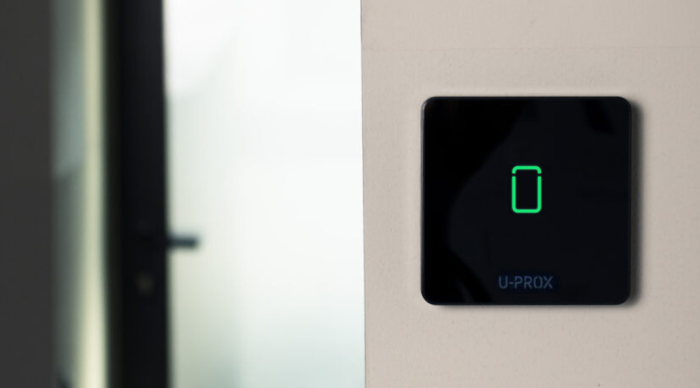 U-PROX IP401 controller: maximum efficiency in a compact format